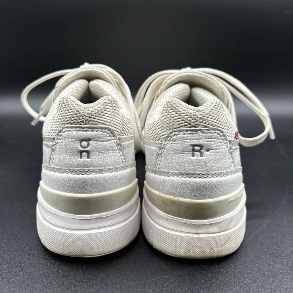 On Cloud Running Women's Cloud The Roger Advantage Shoes US W 8 White